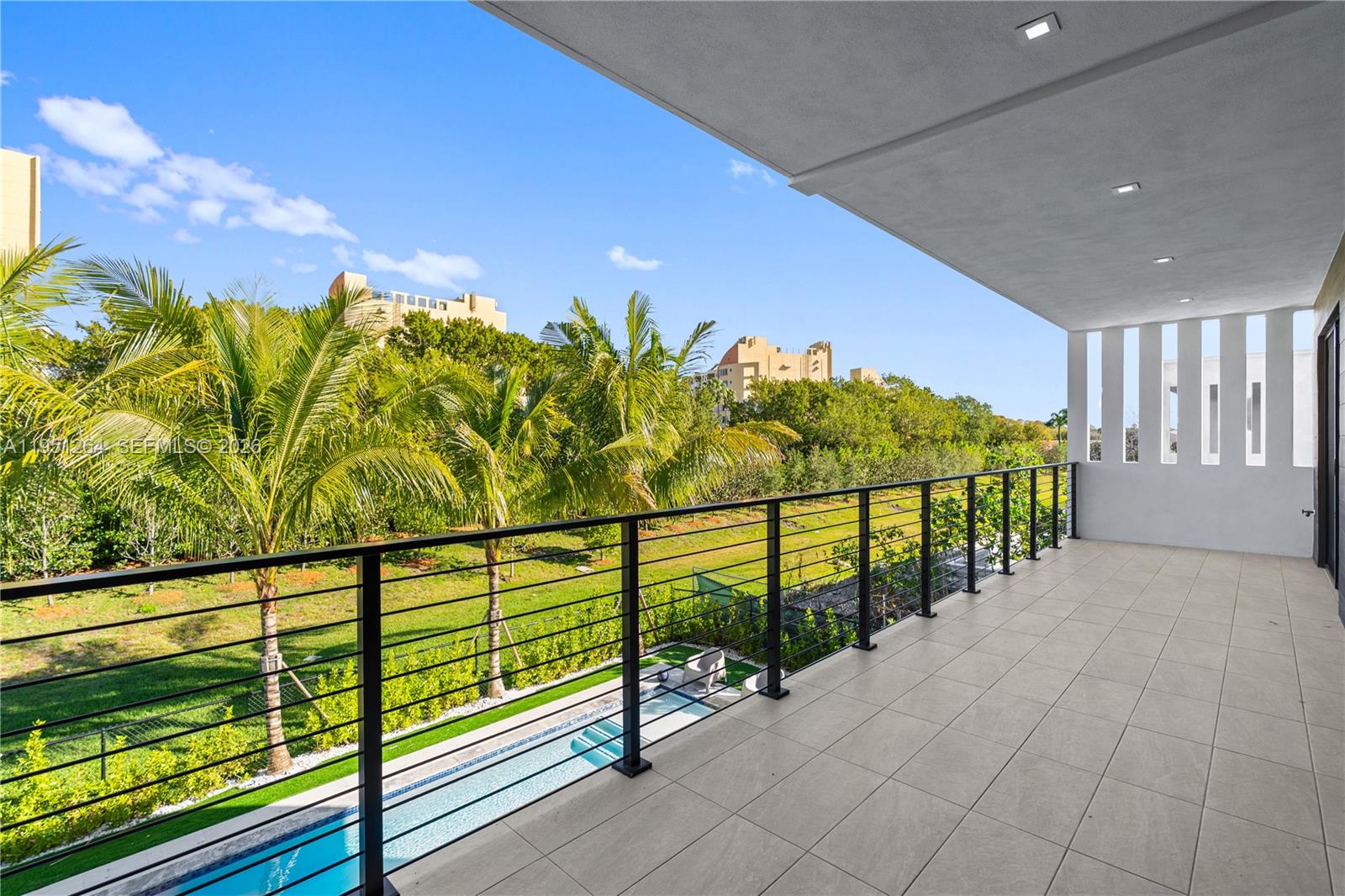 WESTON ESTATES - Residential