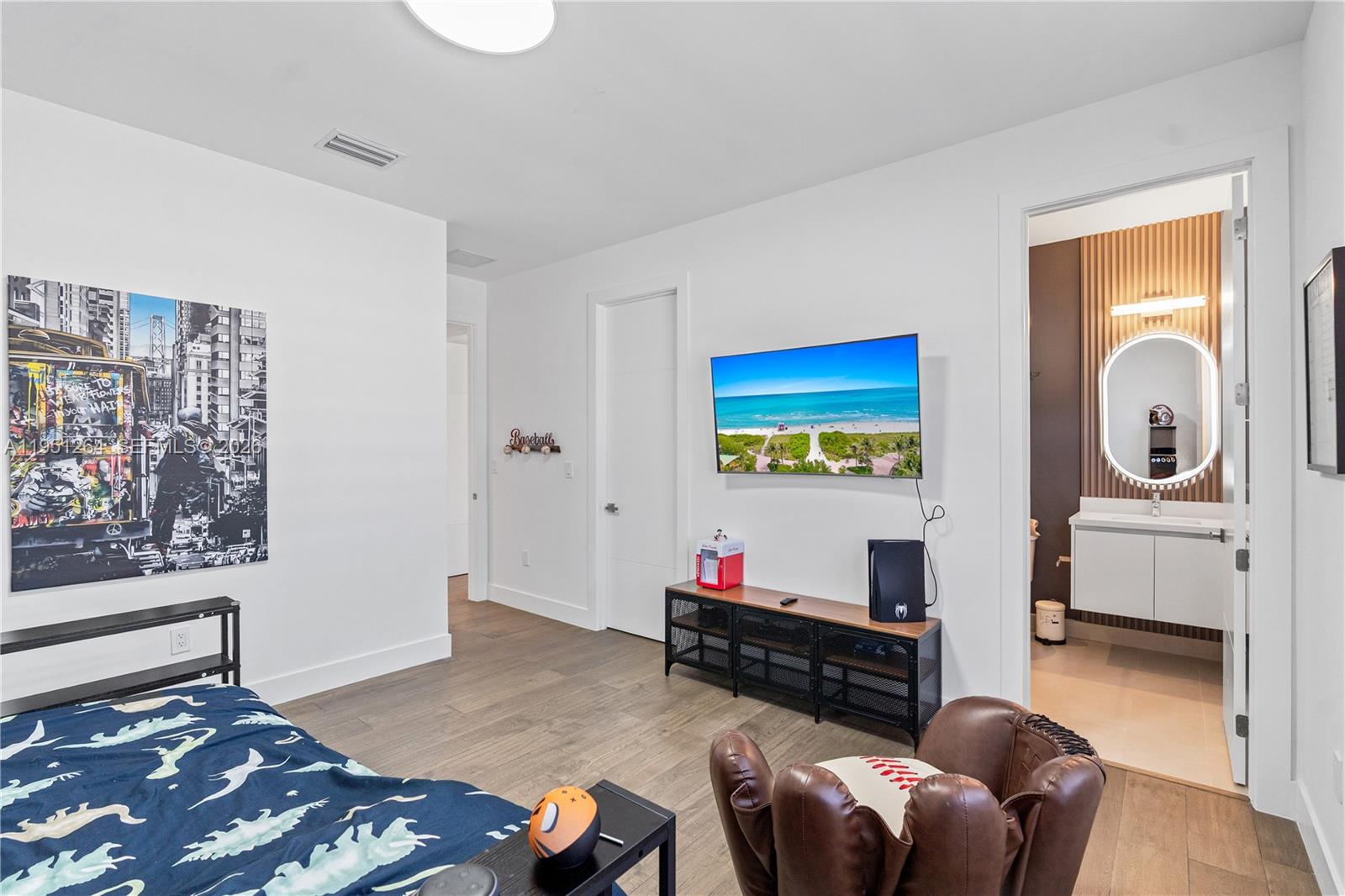 WESTON ESTATES - Residential