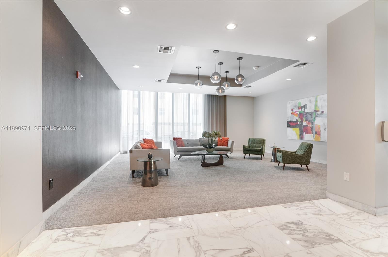 FOUR WINDS CONDO - Residential