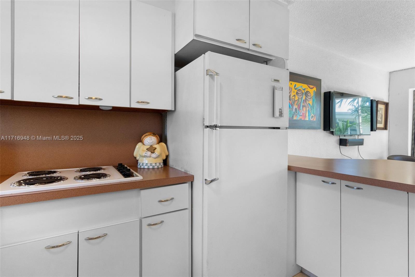 RIVERVIEW GARDEN APARTMEN - Residential