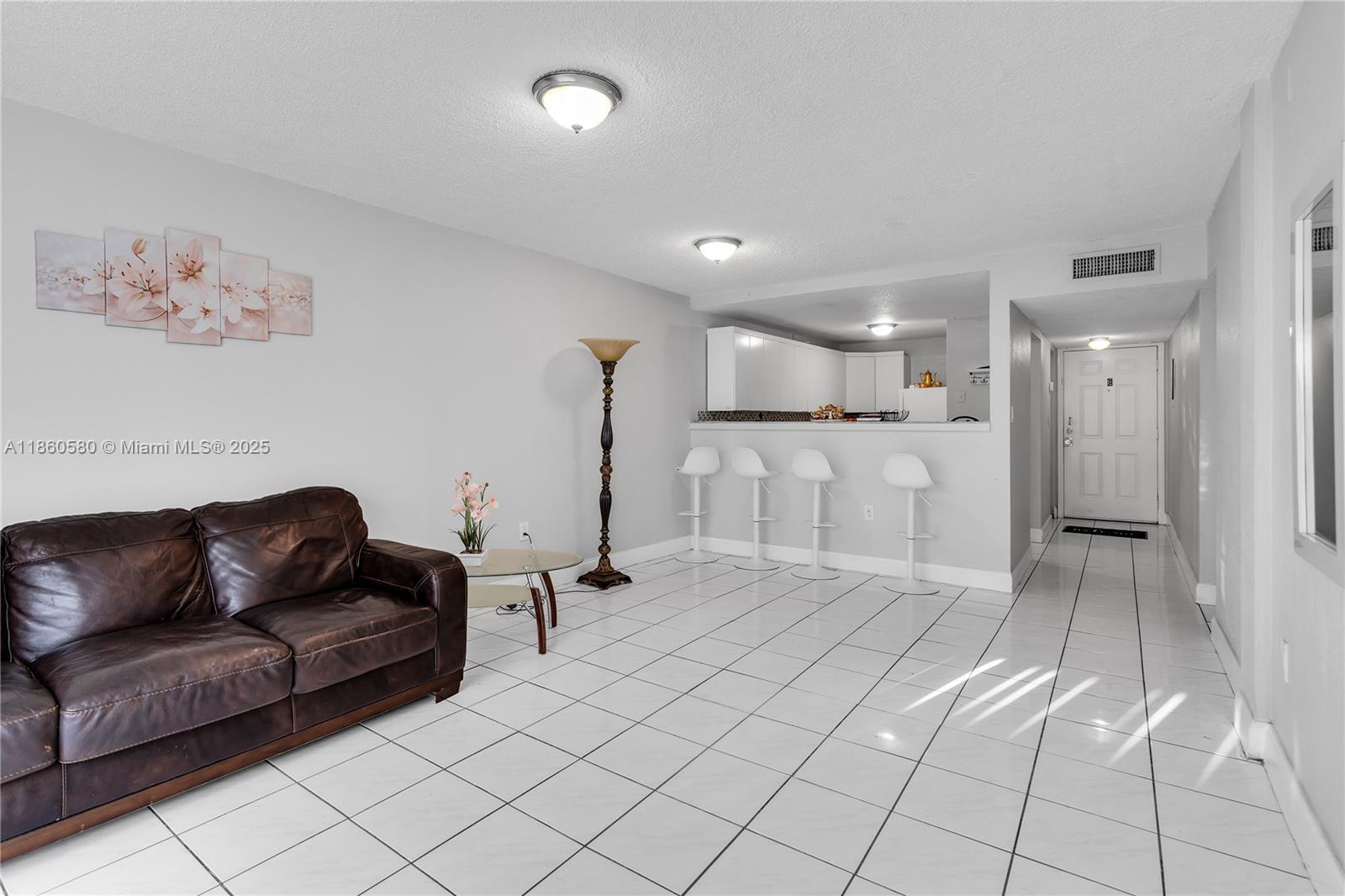 SAMARI LAKE EAST CONDO - Residential