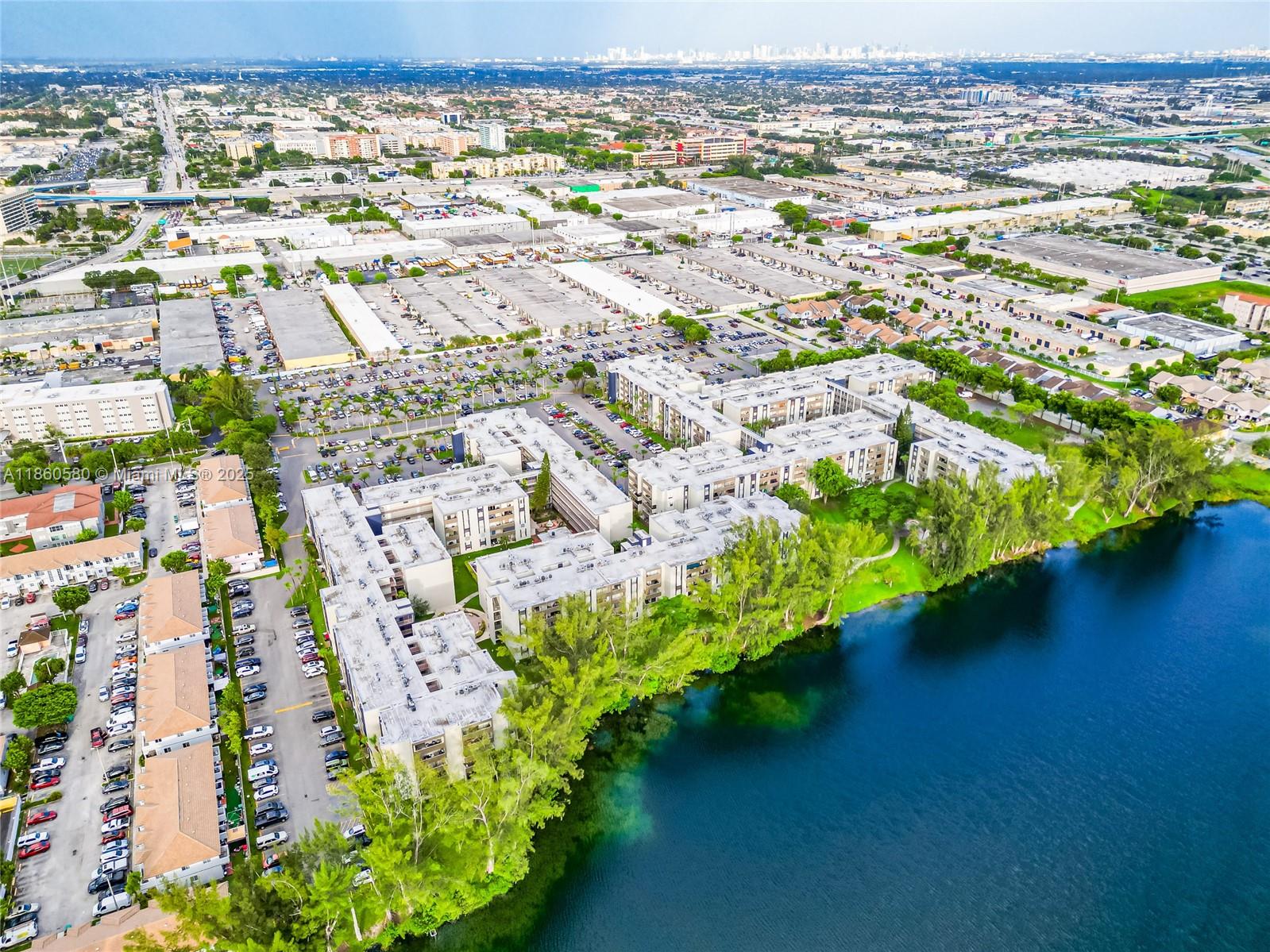 SAMARI LAKE EAST CONDO - Residential
