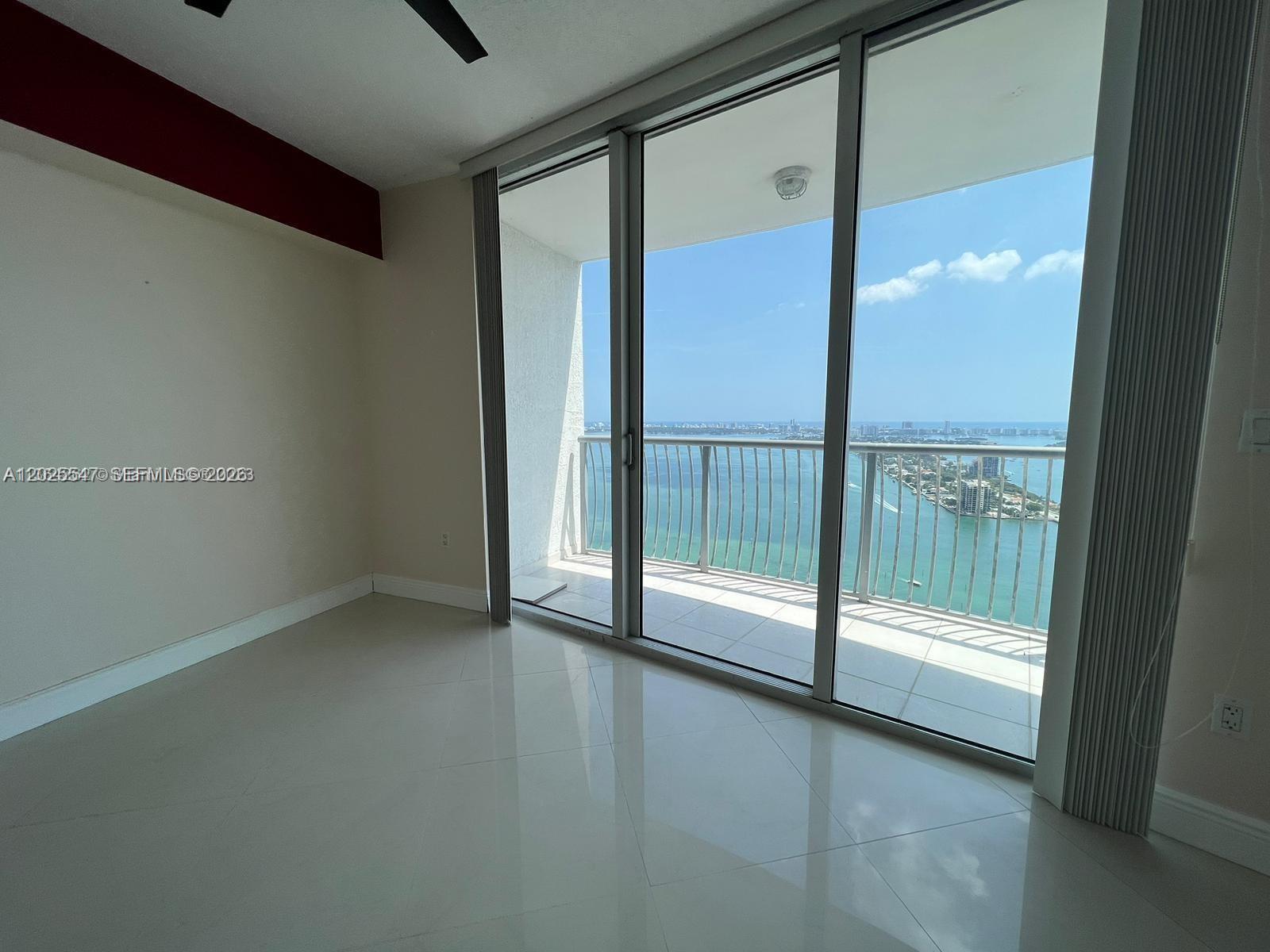 1750 N Bayshore Dr 4502