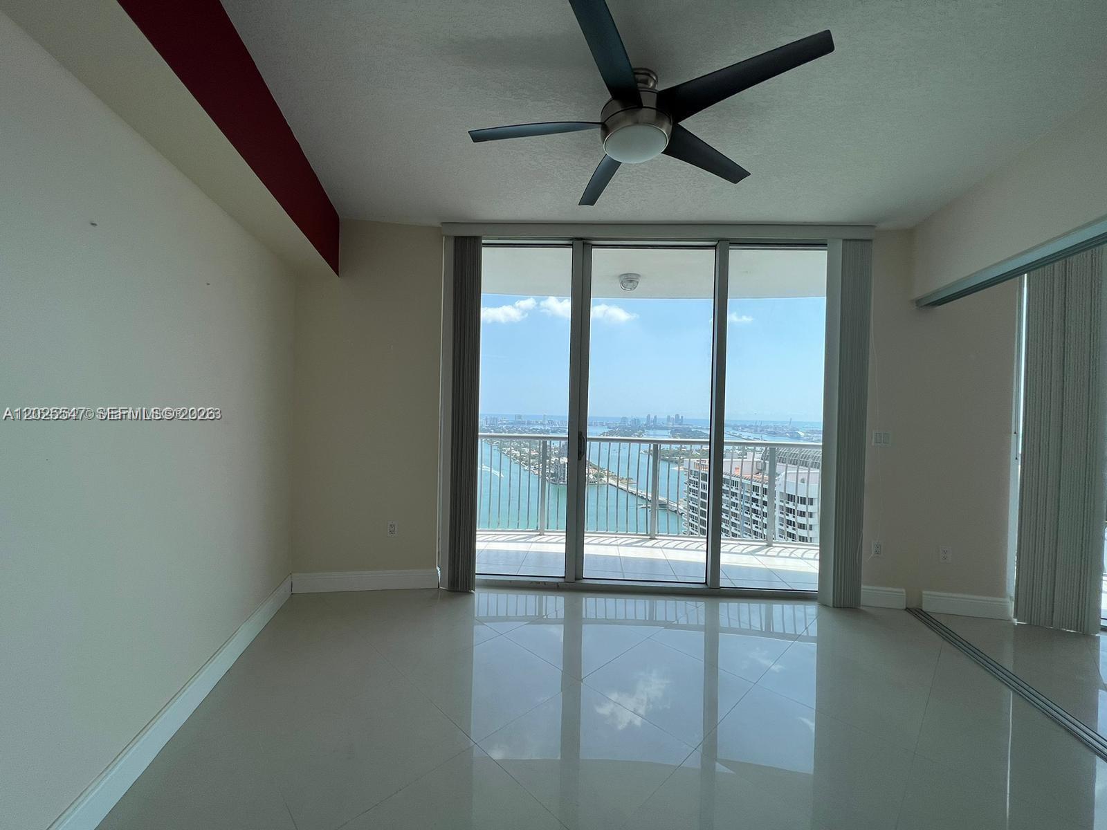 1750 N Bayshore Dr 4502