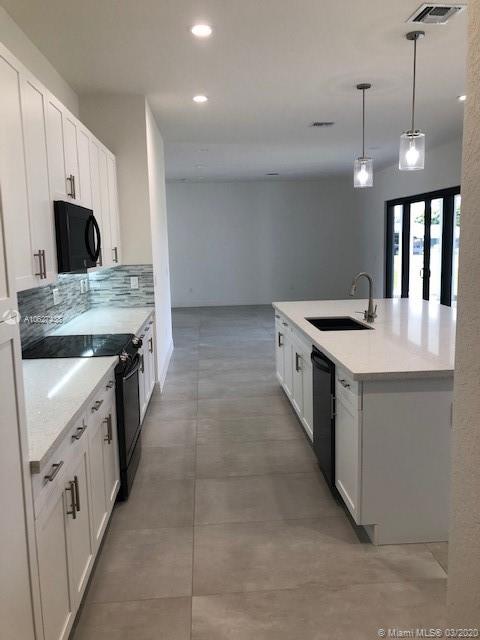 Summer's Cove - Residential