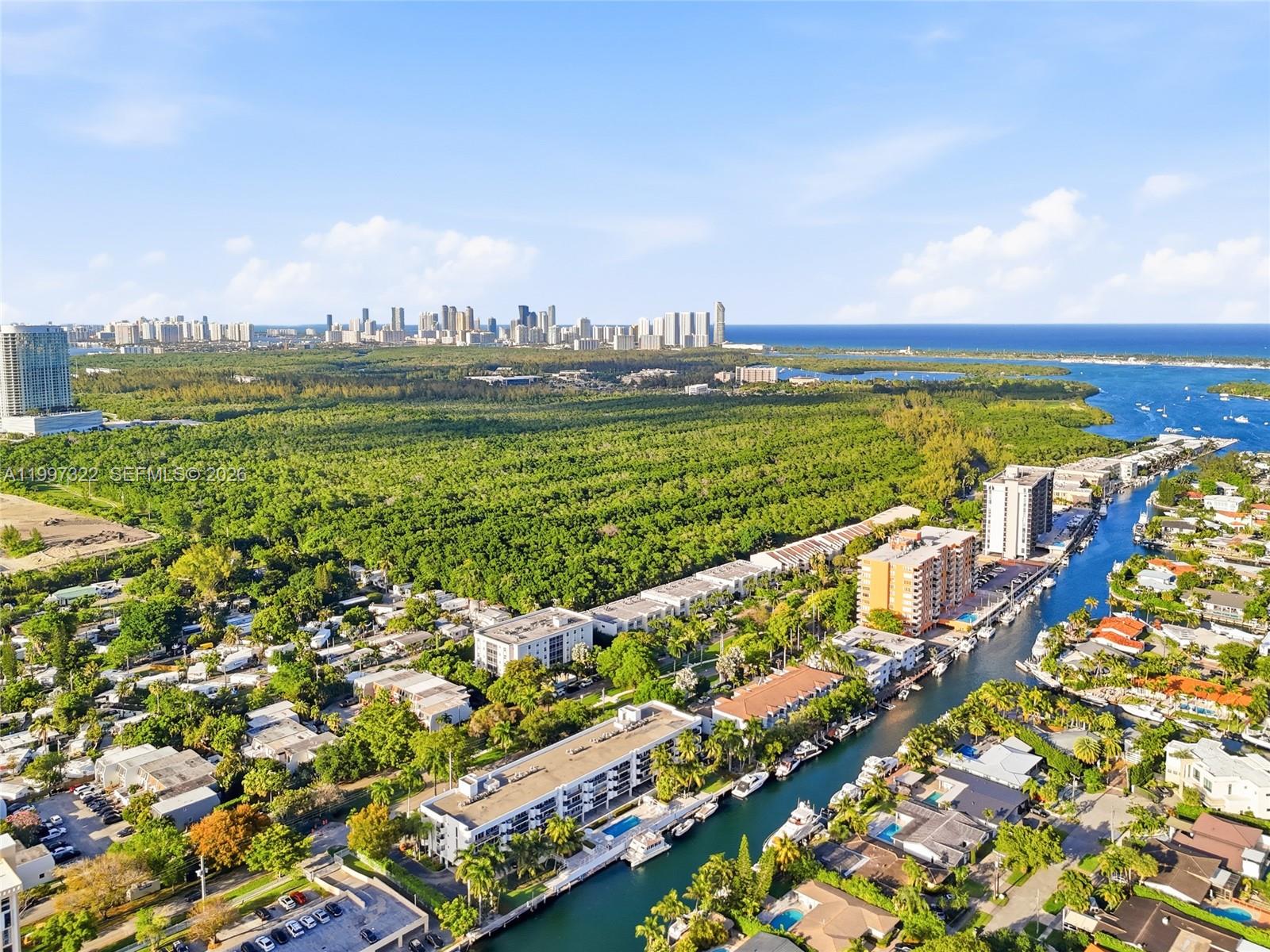 THE PALMS CONDO - Residential