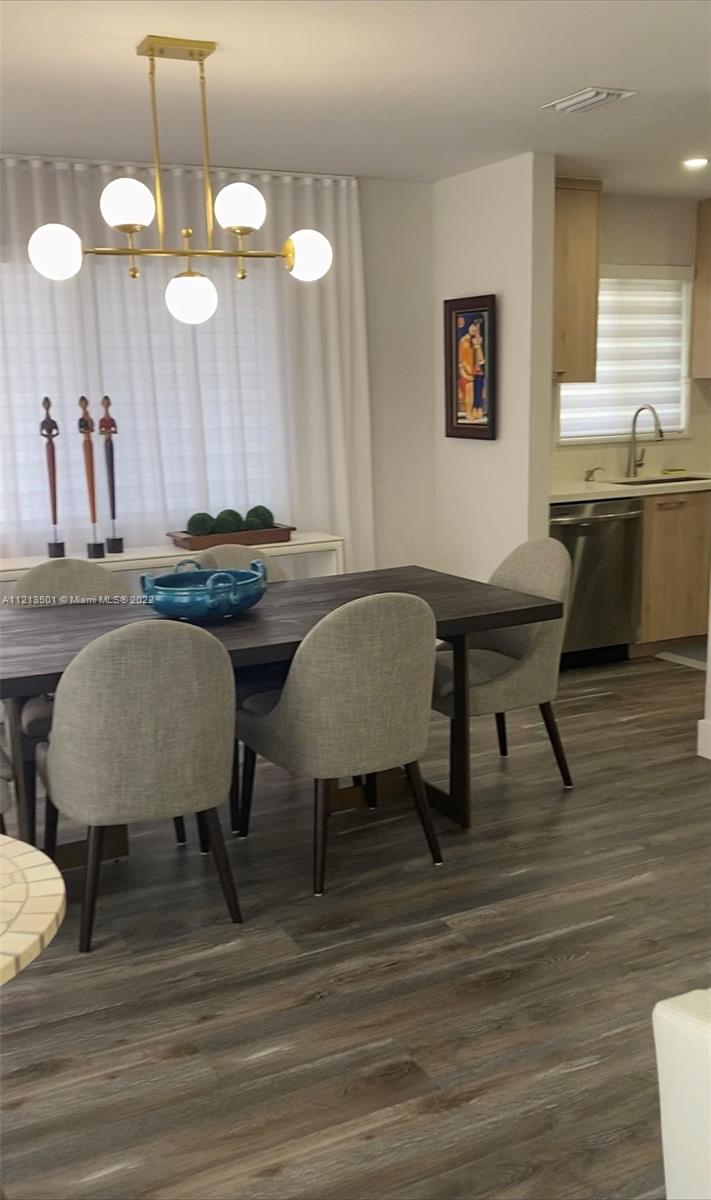 AMND MIAMI SUBURBAN ACRES - Residential Lease