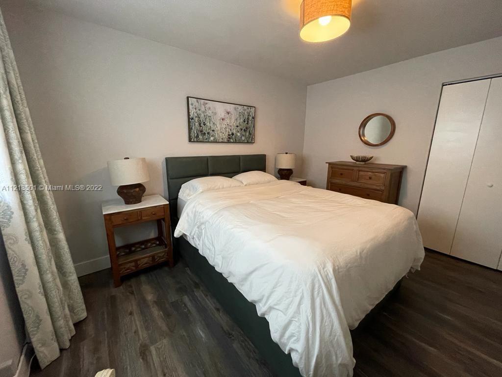 AMND MIAMI SUBURBAN ACRES - Residential Lease