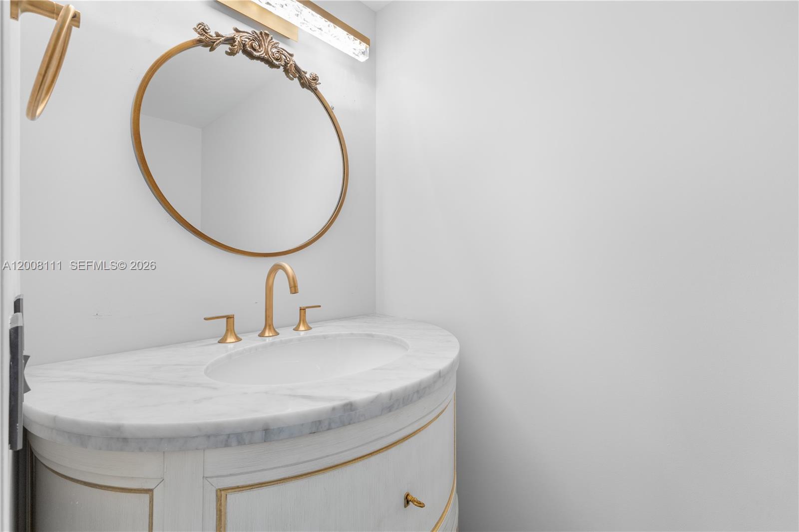 SUNSET HARBOUR SOUTH COND - Residential