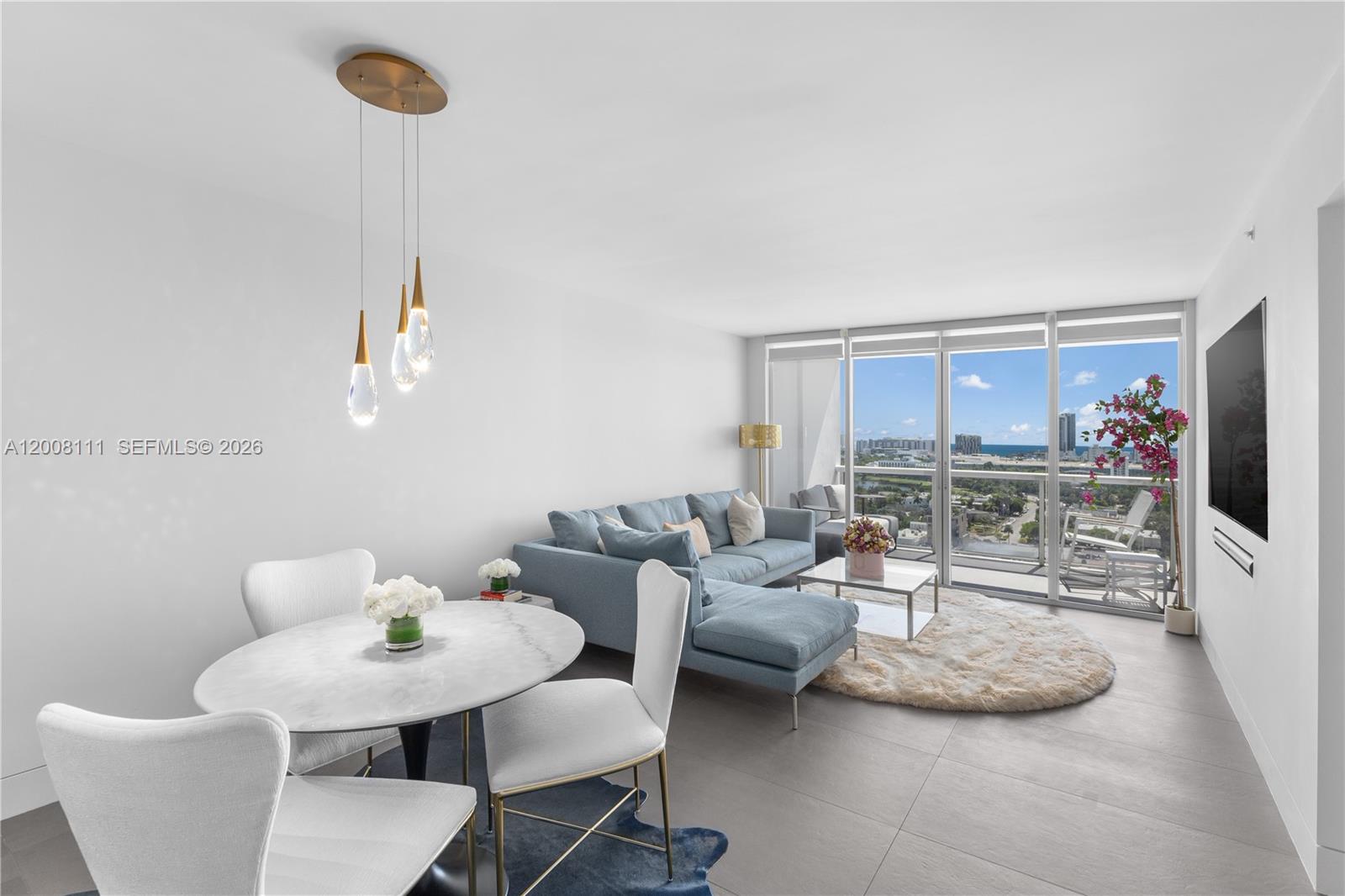 SUNSET HARBOUR SOUTH COND - Residential