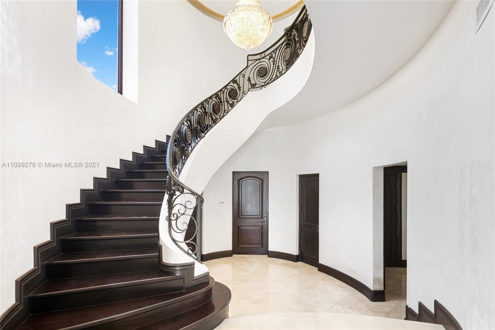 LA GORCE GOLF SUB - Residential