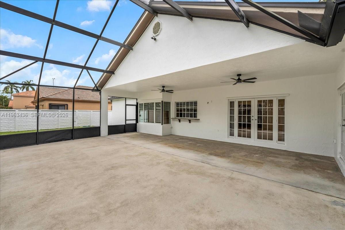 ROYAL PALM NORTH 1ST ADDN - Residential