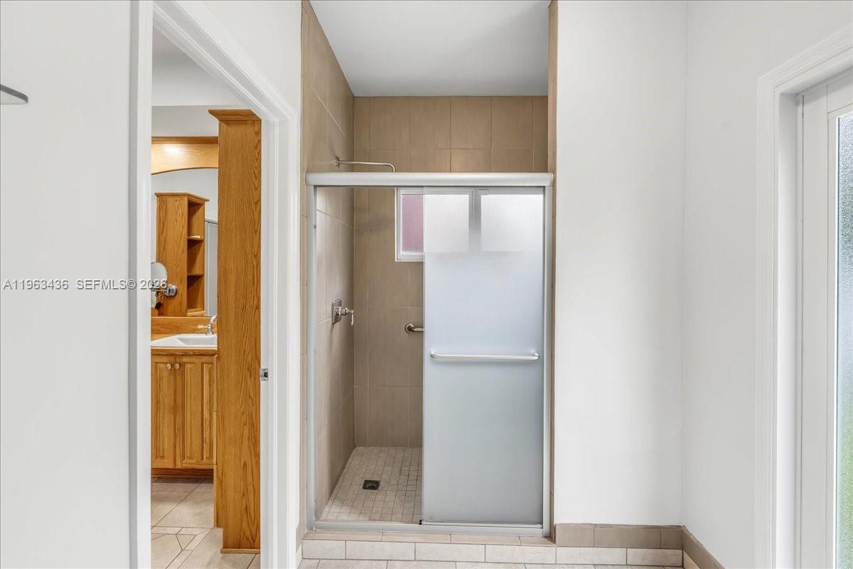 ROYAL PALM NORTH 1ST ADDN - Residential