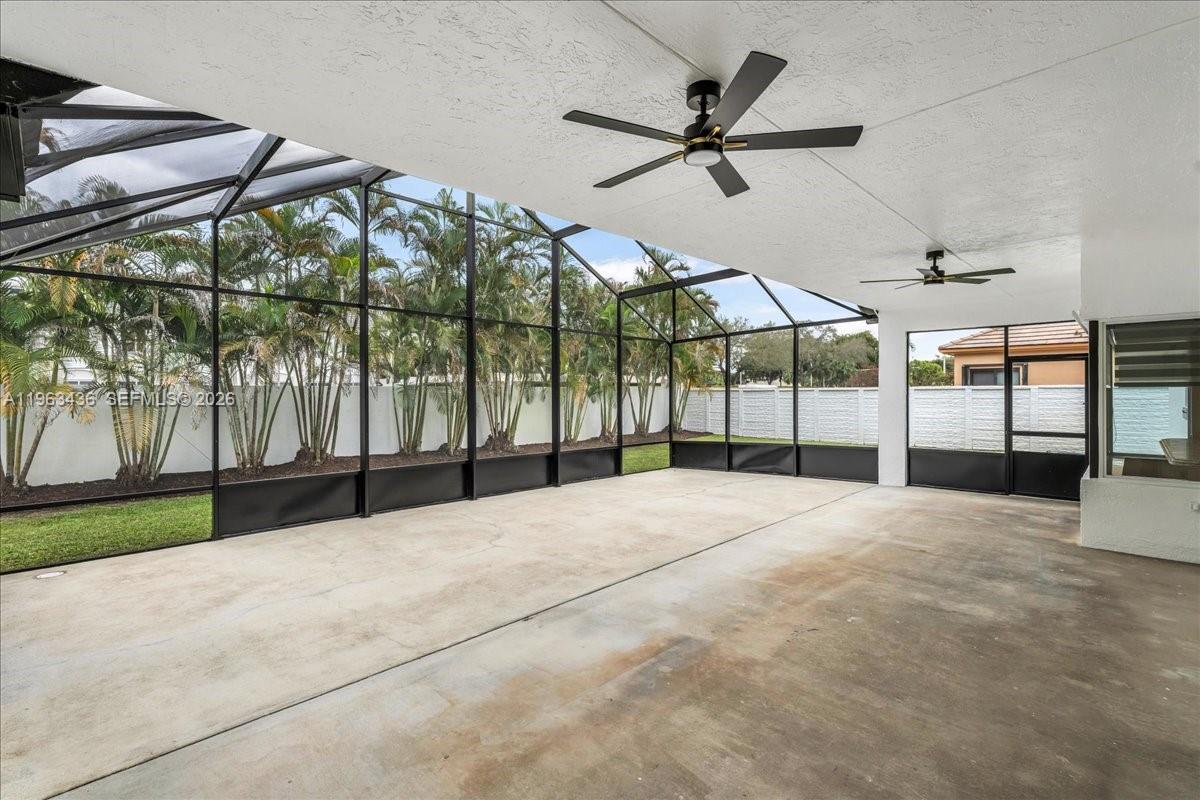 ROYAL PALM NORTH 1ST ADDN - Residential