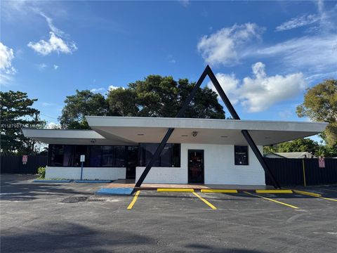 1605 NW 95th St Miami FL 33147