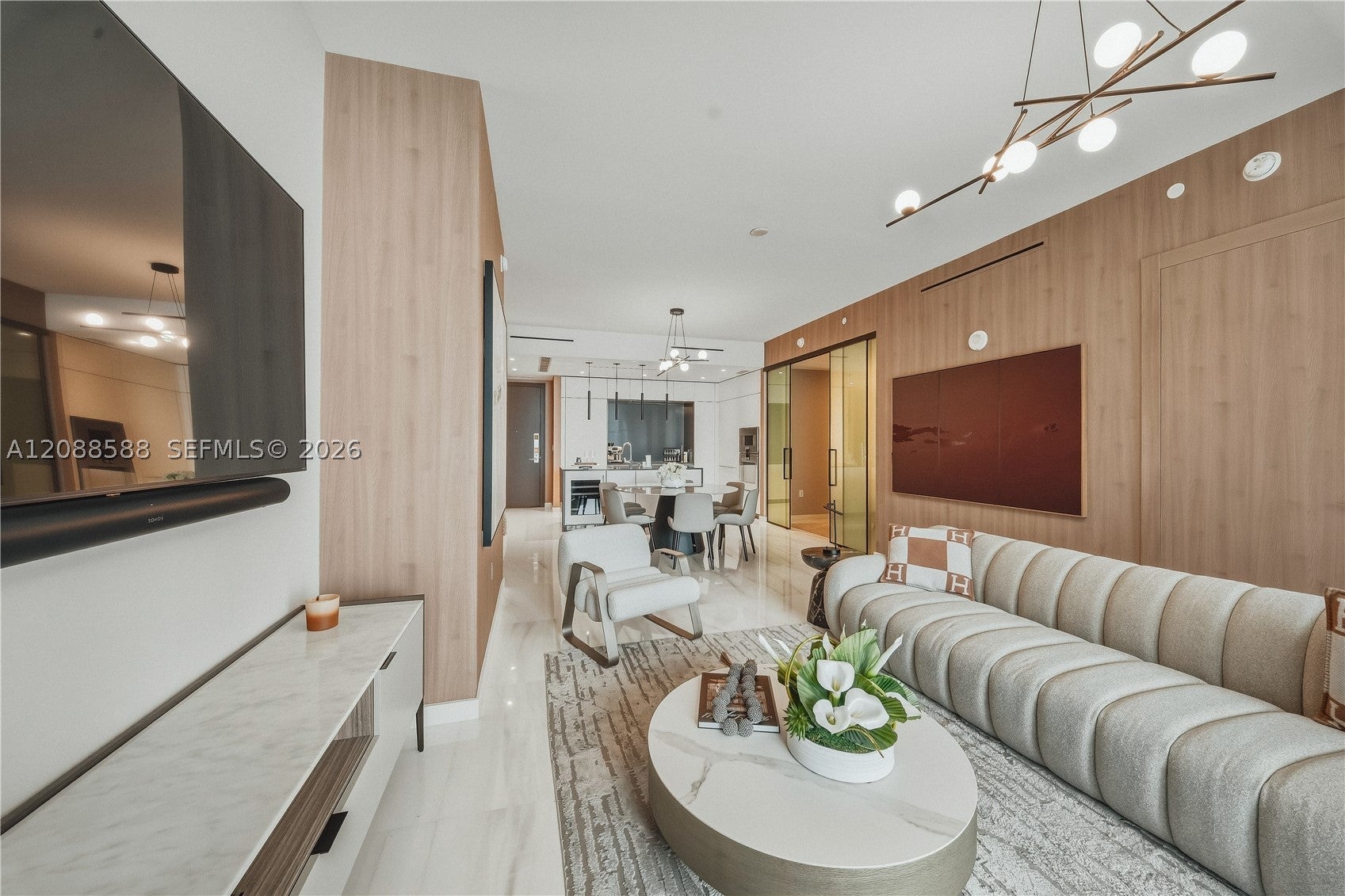 300 Biscayne Boulevard Way 1605W