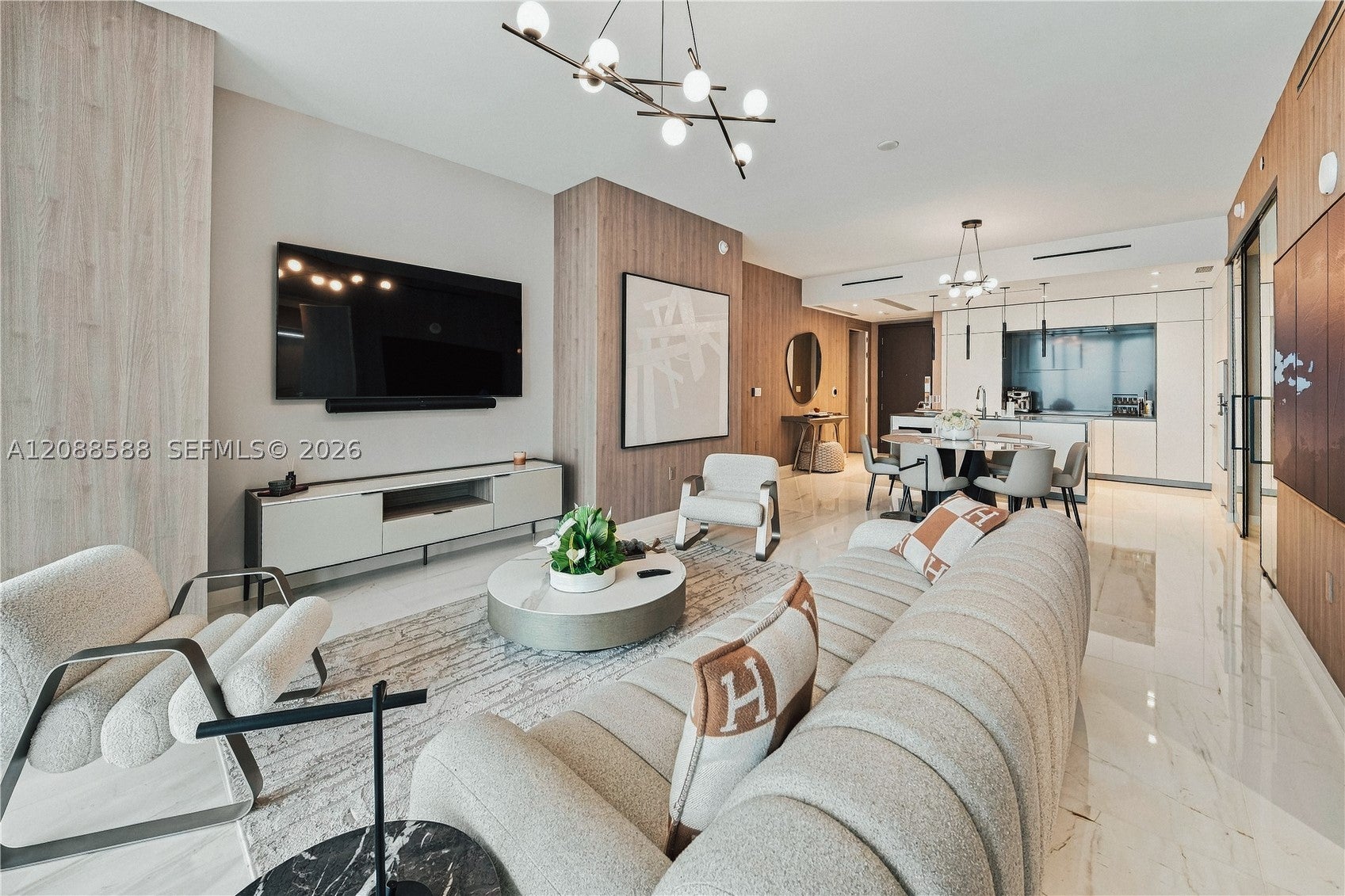 300 Biscayne Boulevard Way 1605W