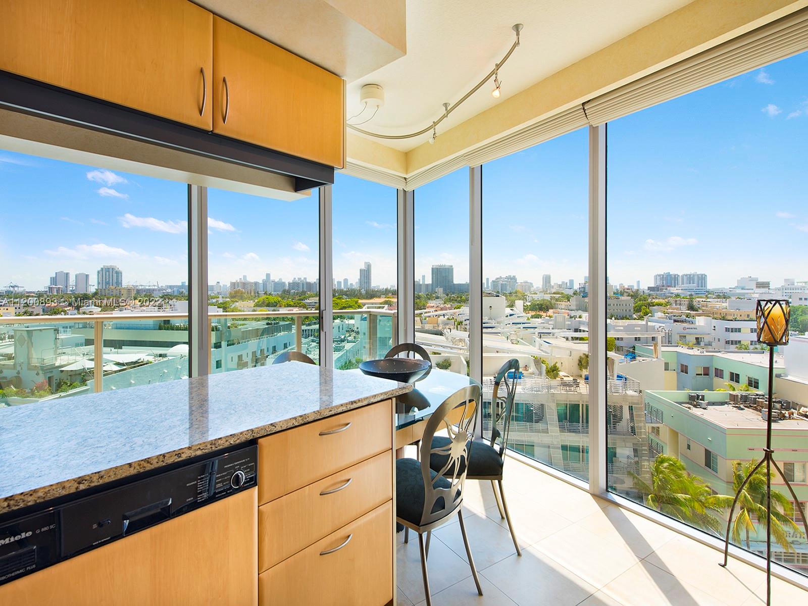 IL VILLAGGIO ON SOUTH BEA - Residential