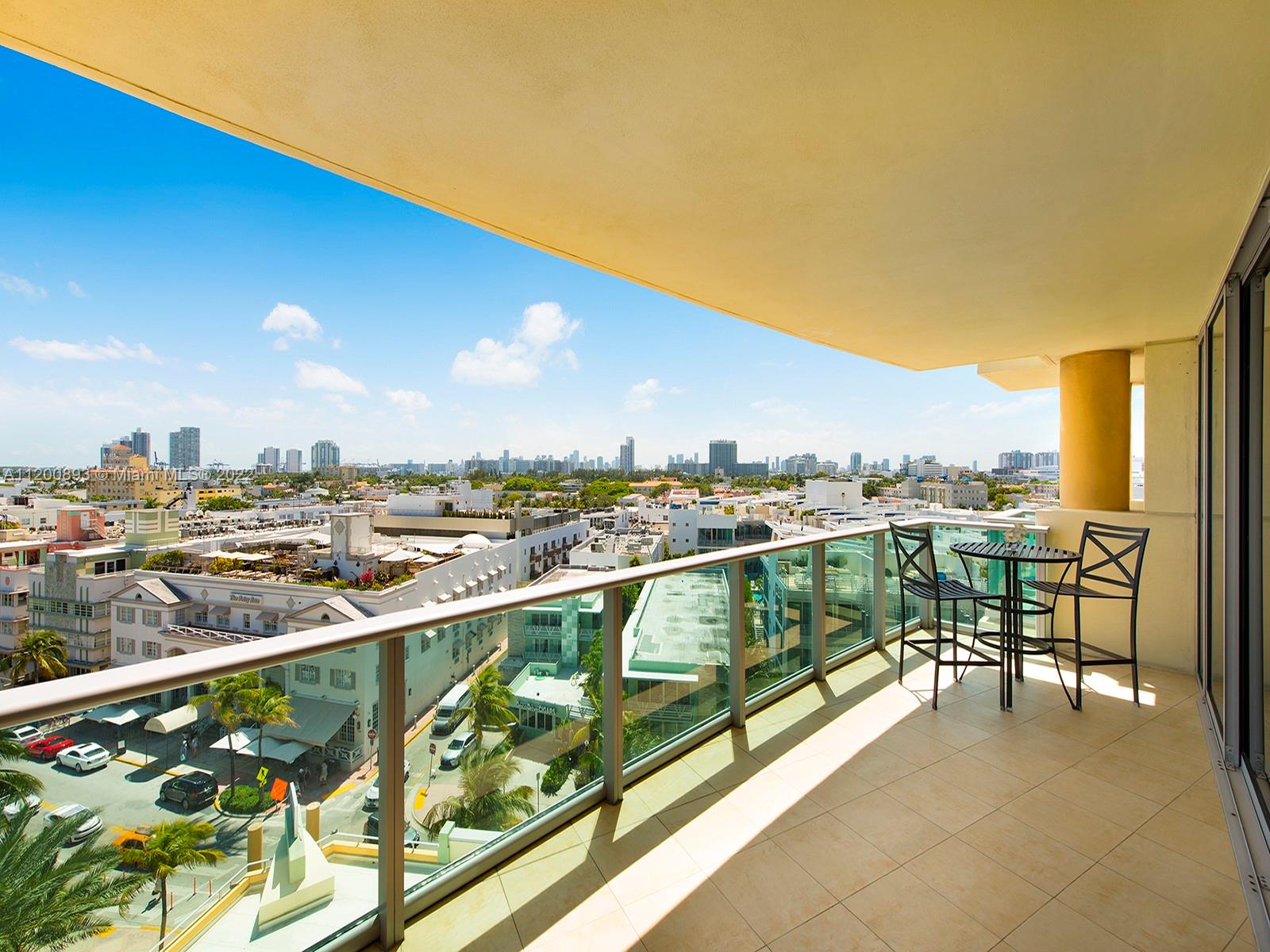 IL VILLAGGIO ON SOUTH BEA - Residential