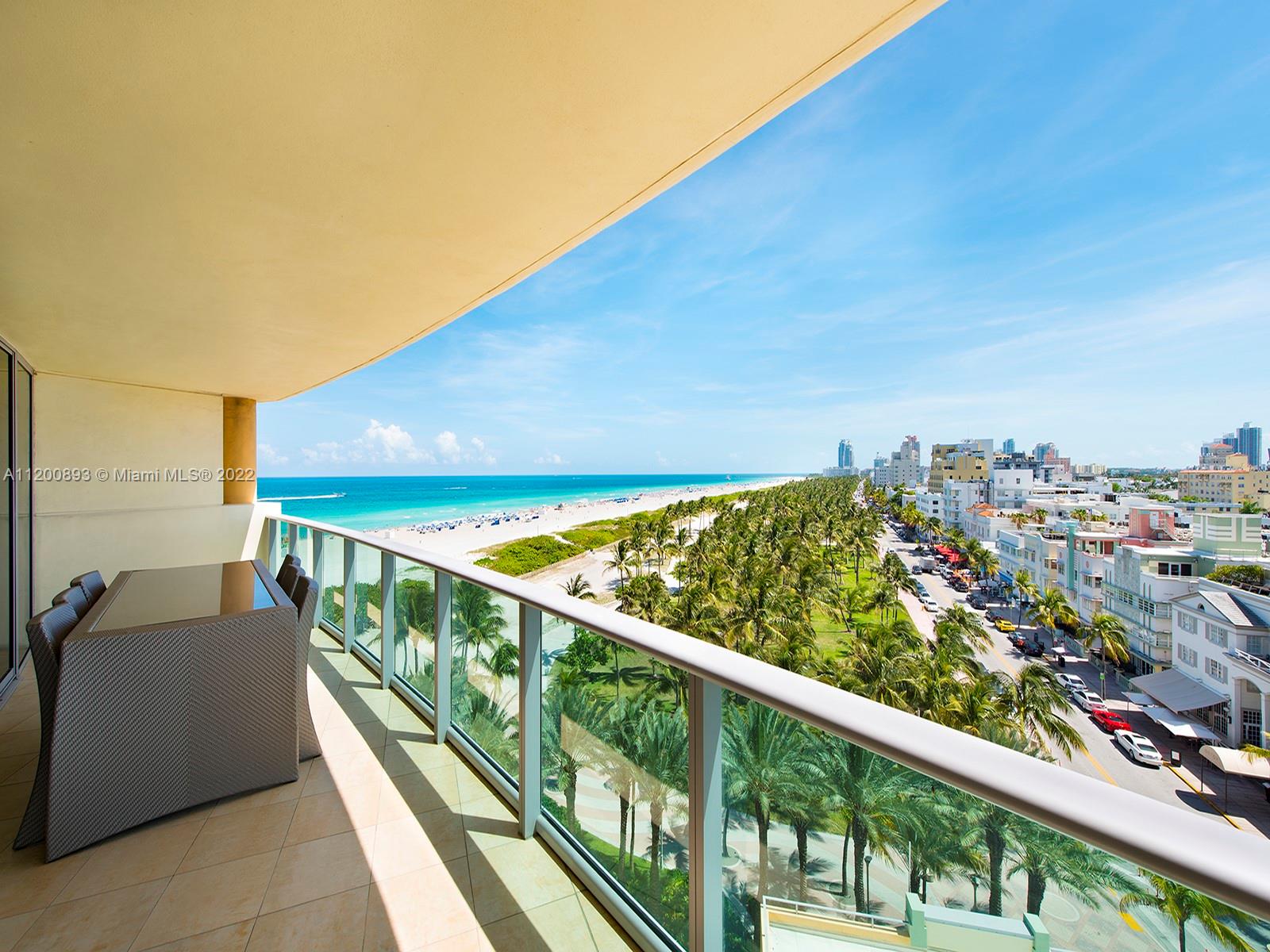 IL VILLAGGIO ON SOUTH BEA - Residential