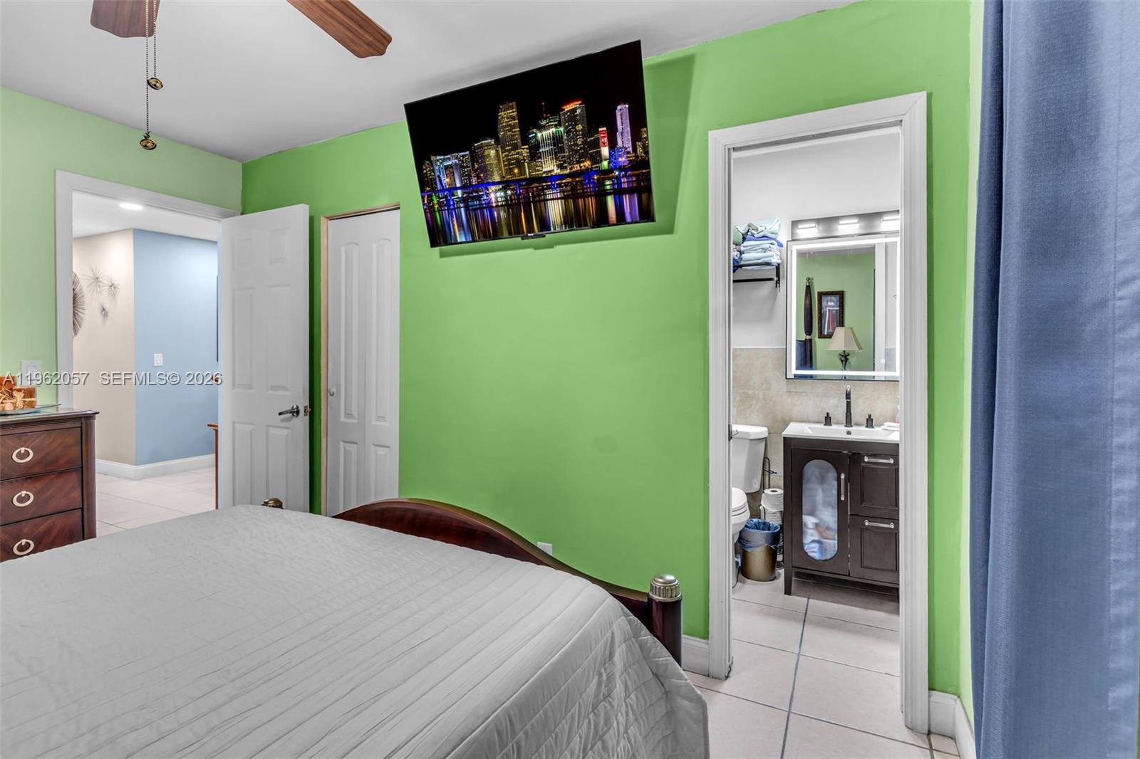 LEE BELL HOMES - Residential