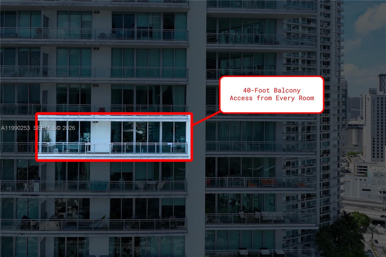 MINT CONDO - Residential