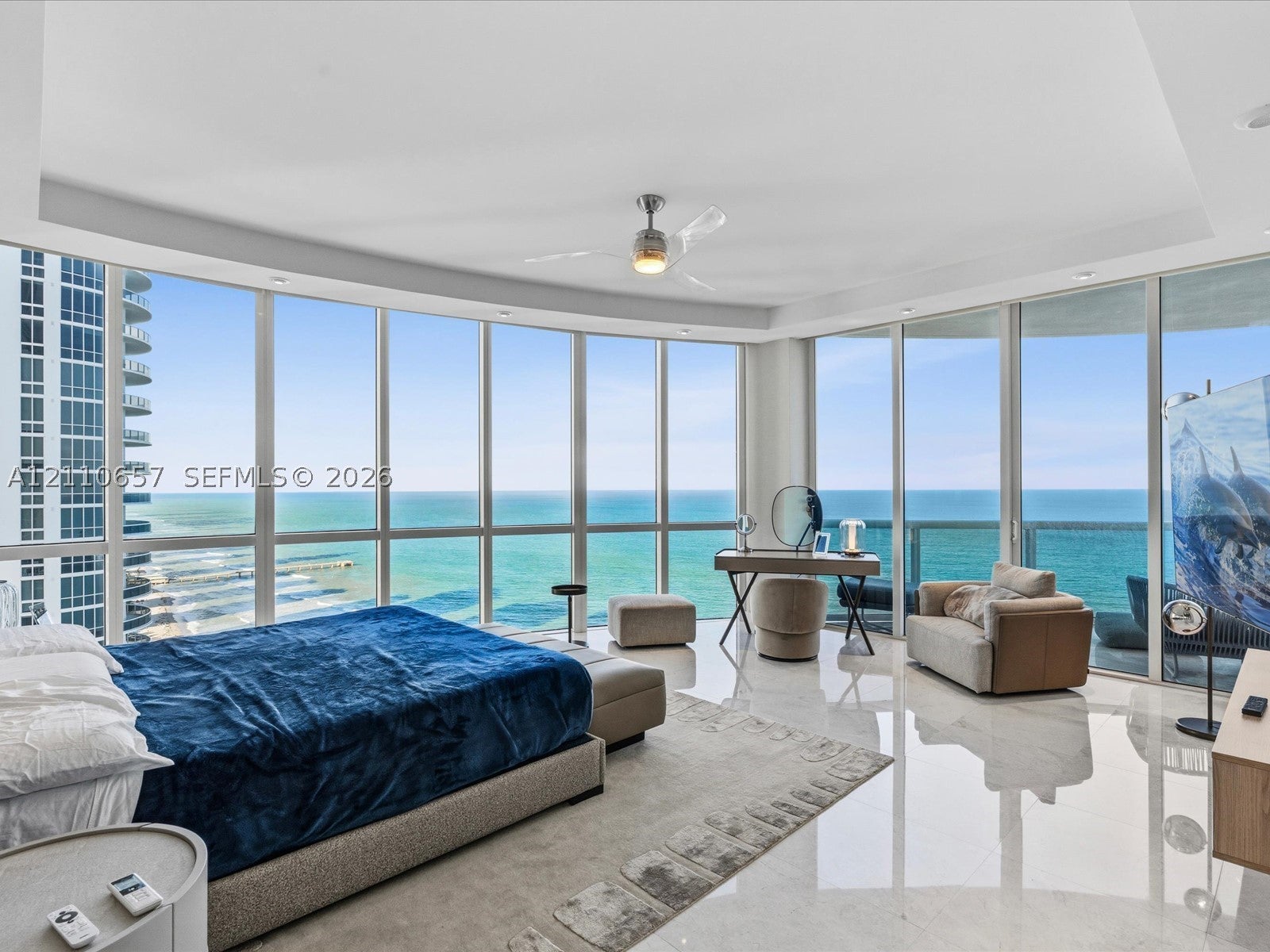 15811 Collins Ave 2901
