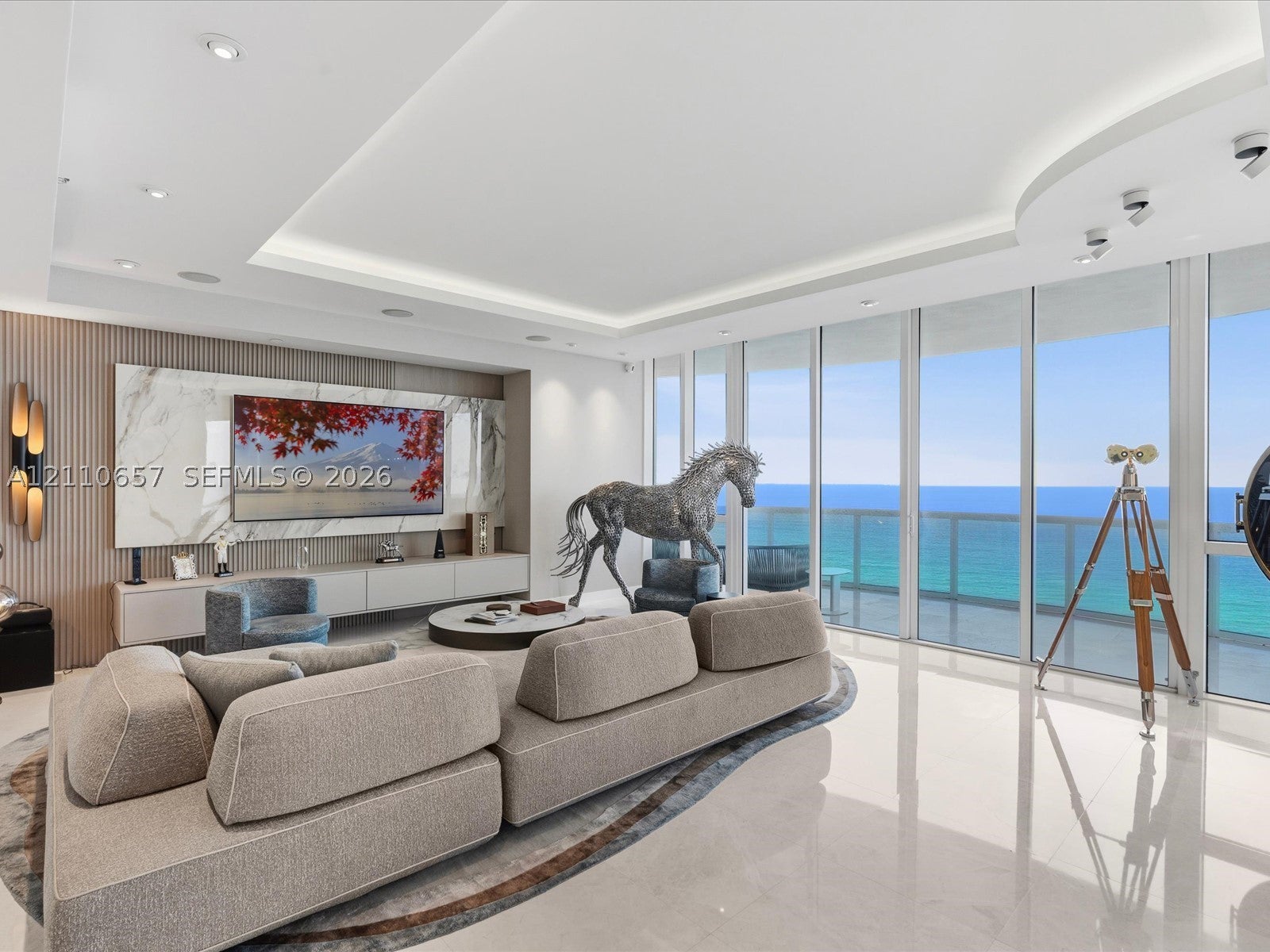 15811 Collins Ave 2901