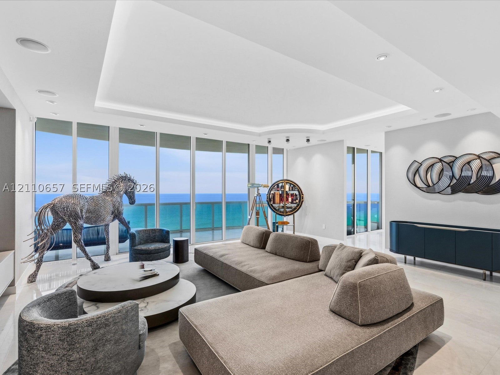 15811 Collins Ave 2901