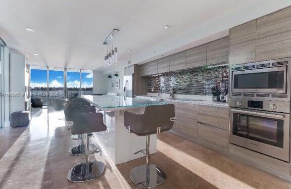 PELORO CONDO - Residential Lease