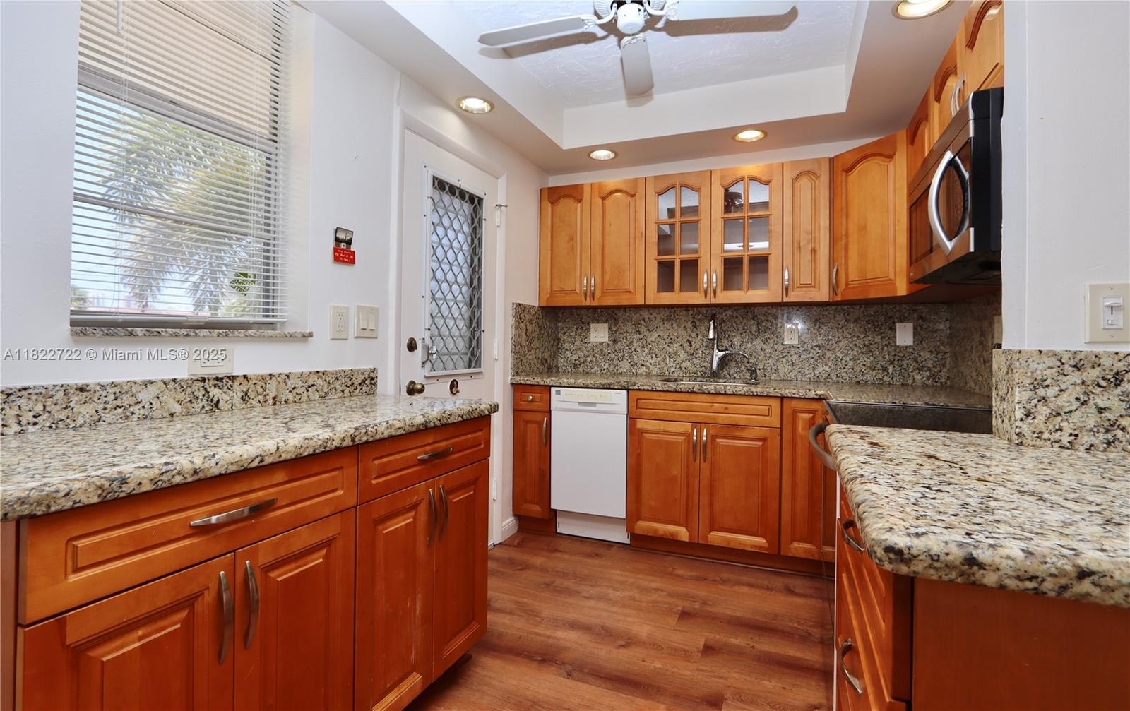 POINT EAST SEC III CONDO - Residential