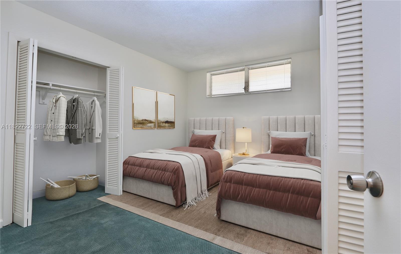 POINT EAST SEC III CONDO - Residential