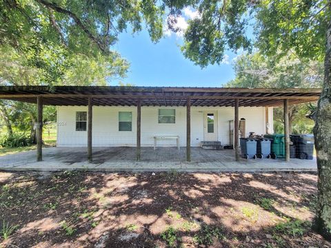 A home in Okeechobee