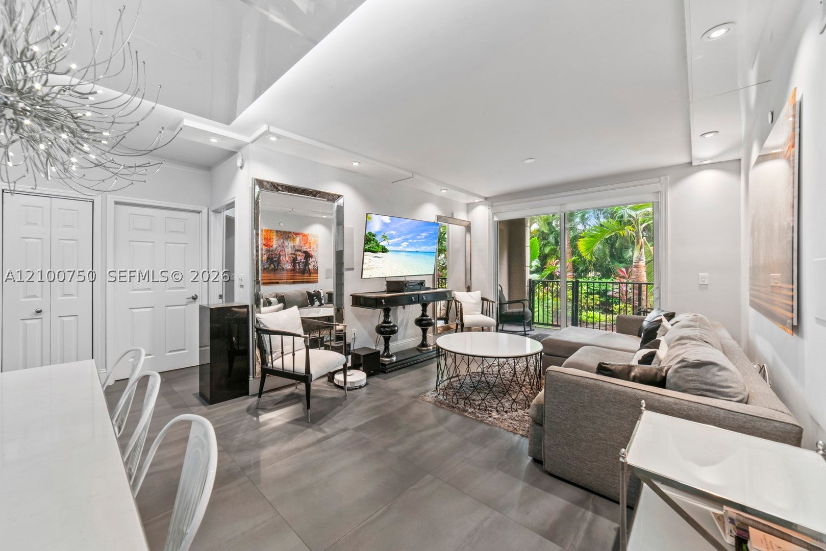 17145 N Bay Rd 4106