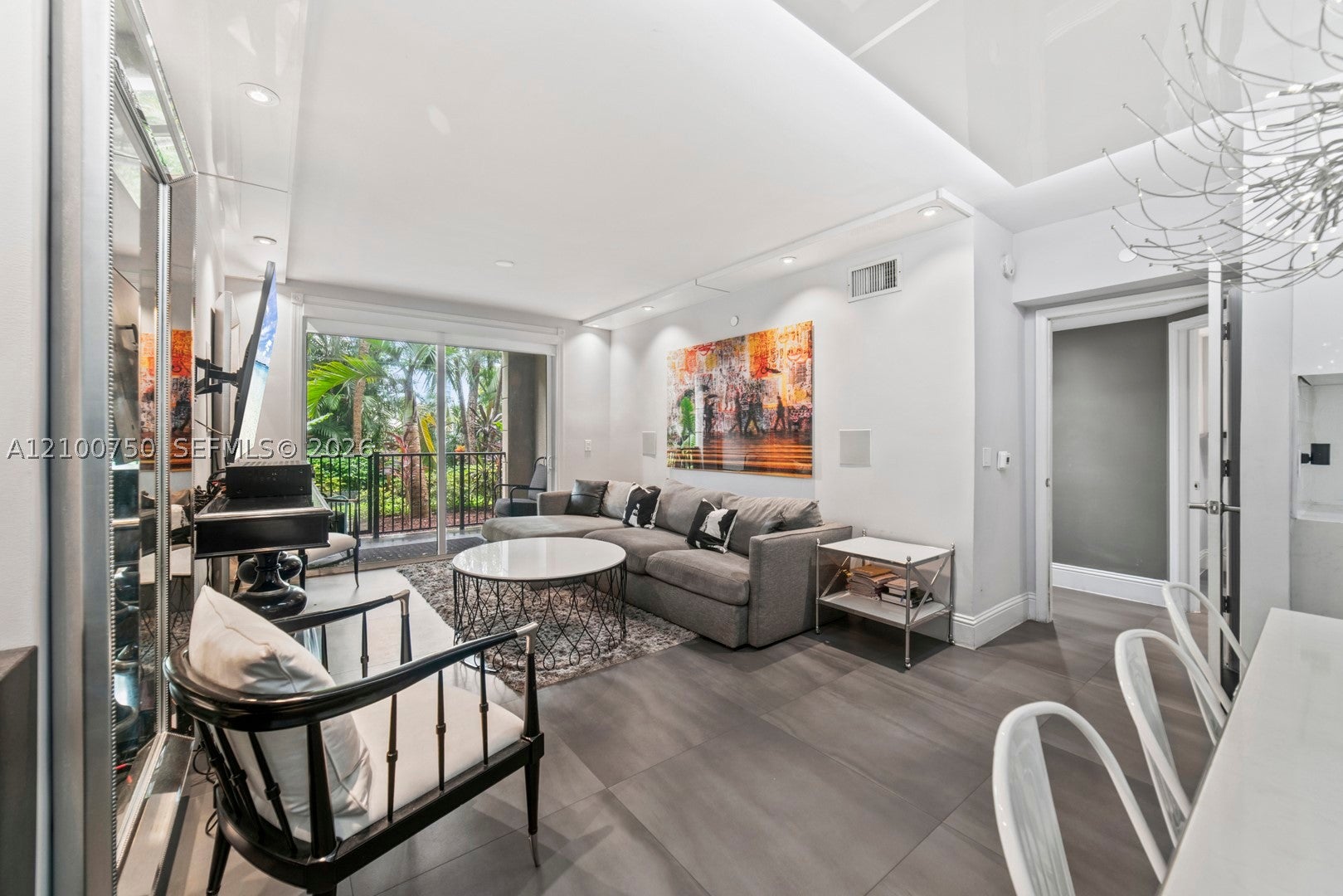 17145 N Bay Rd 4106