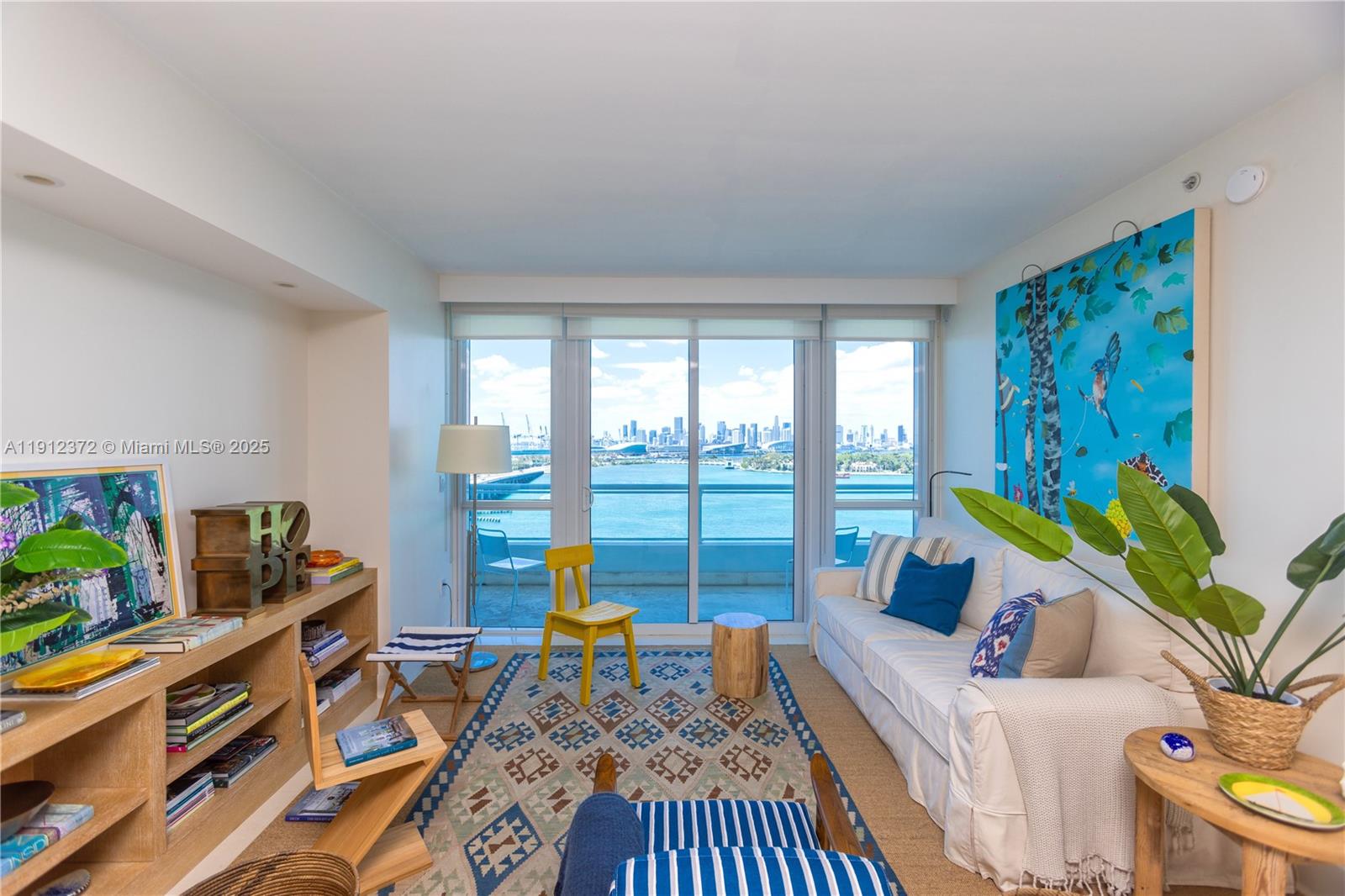 THE BENTLEY BAY CONDO - Residential Lease