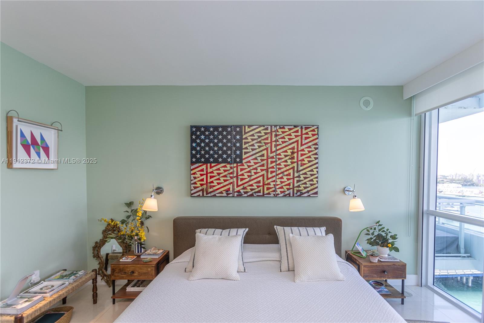 THE BENTLEY BAY CONDO - Residential Lease