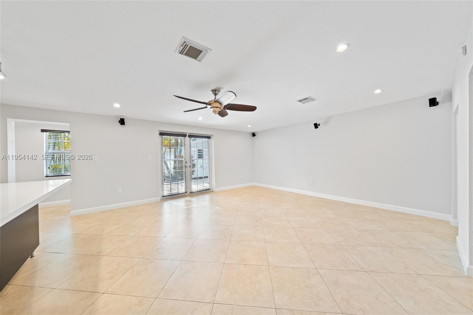 MILLER HGTS SEC 3 - Residential