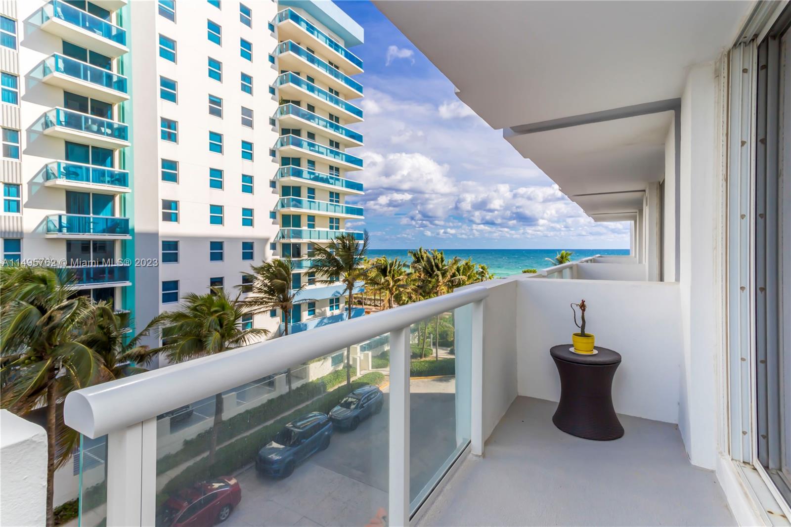 CARLISLE ON THE OCEAN CON - Residential