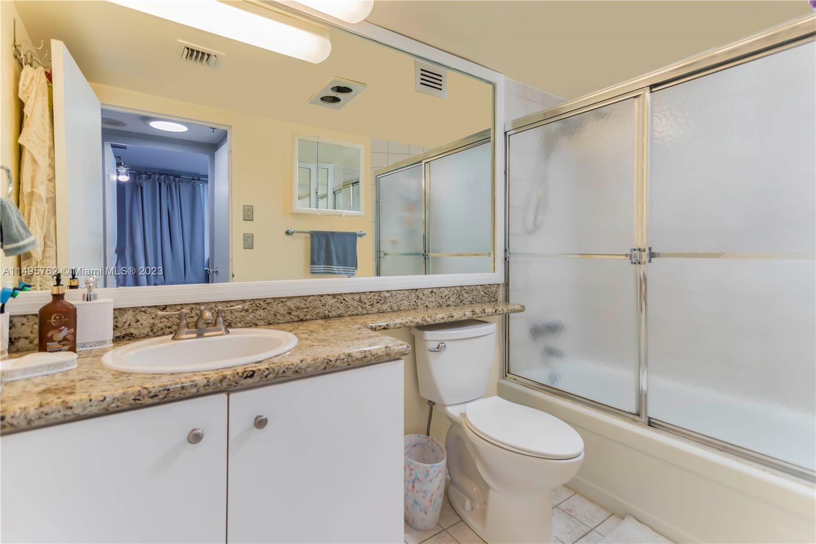 CARLISLE ON THE OCEAN CON - Residential