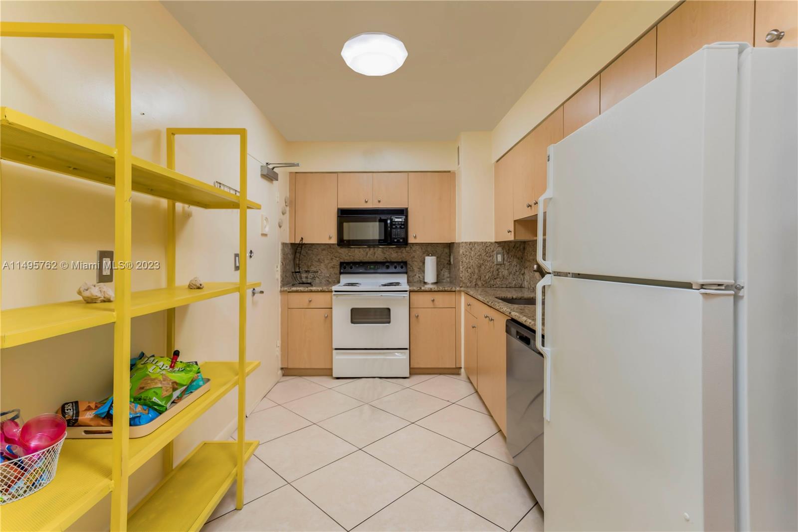 CARLISLE ON THE OCEAN CON - Residential