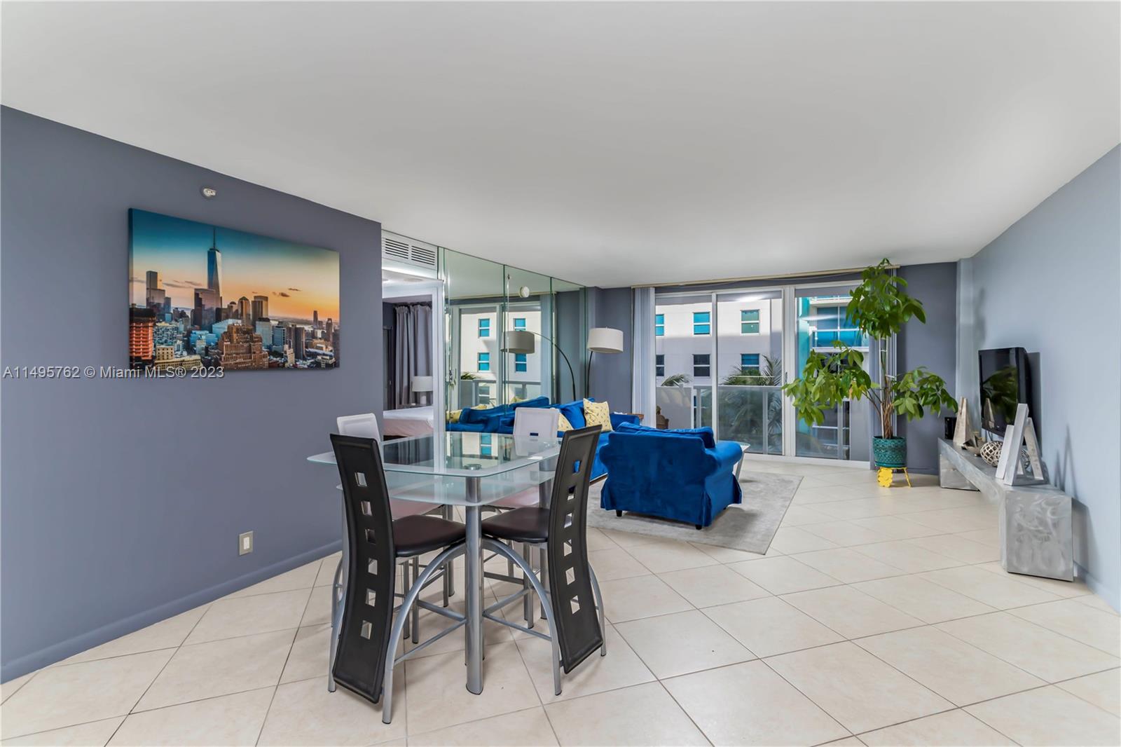 CARLISLE ON THE OCEAN CON - Residential