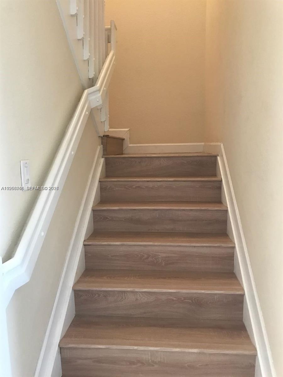 VENETIAN PARC WEST - Residential