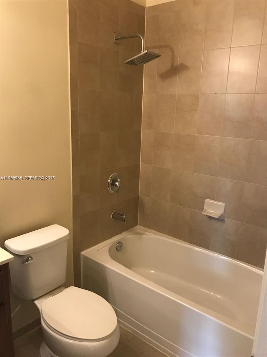 VENETIAN PARC WEST - Residential