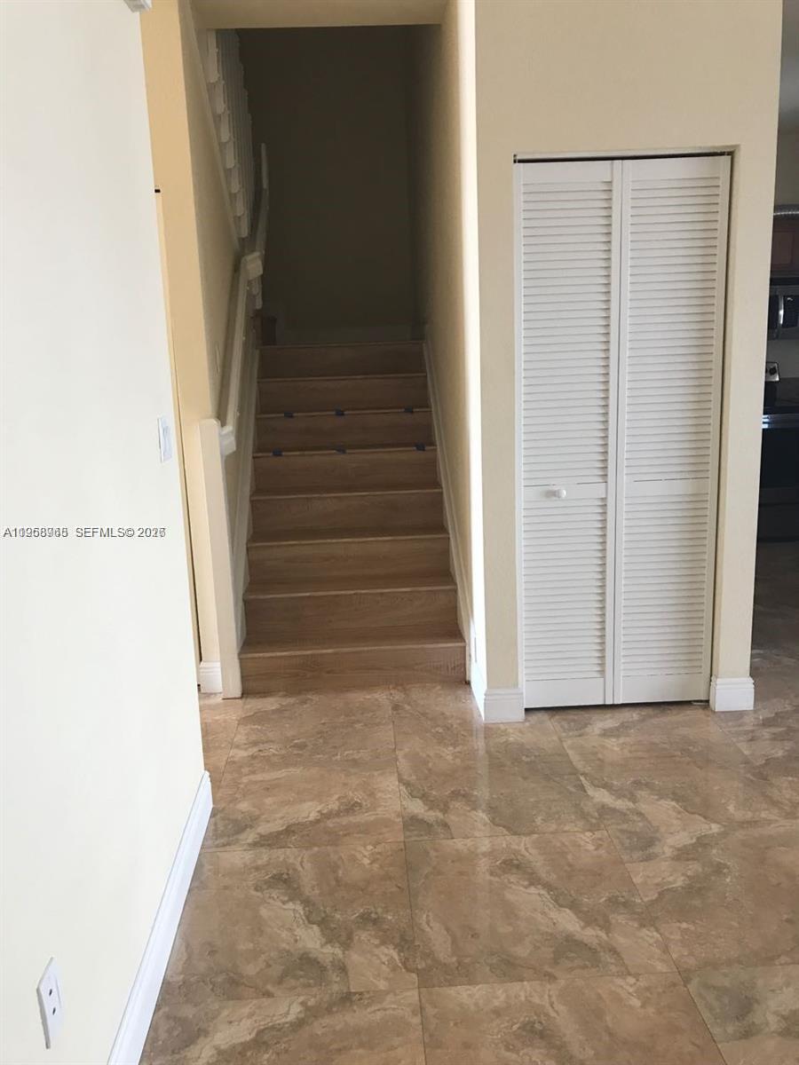 VENETIAN PARC WEST - Residential