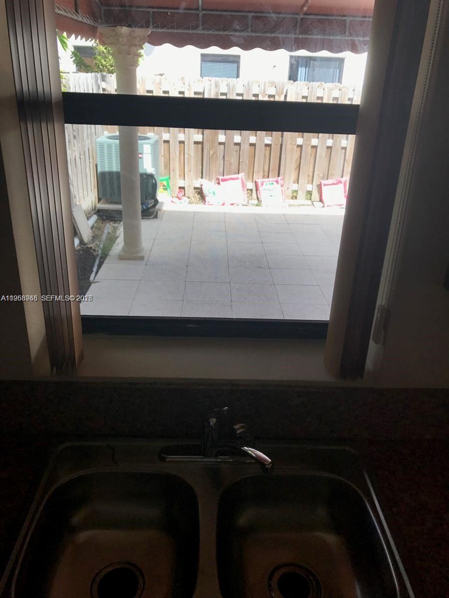 VENETIAN PARC WEST - Residential