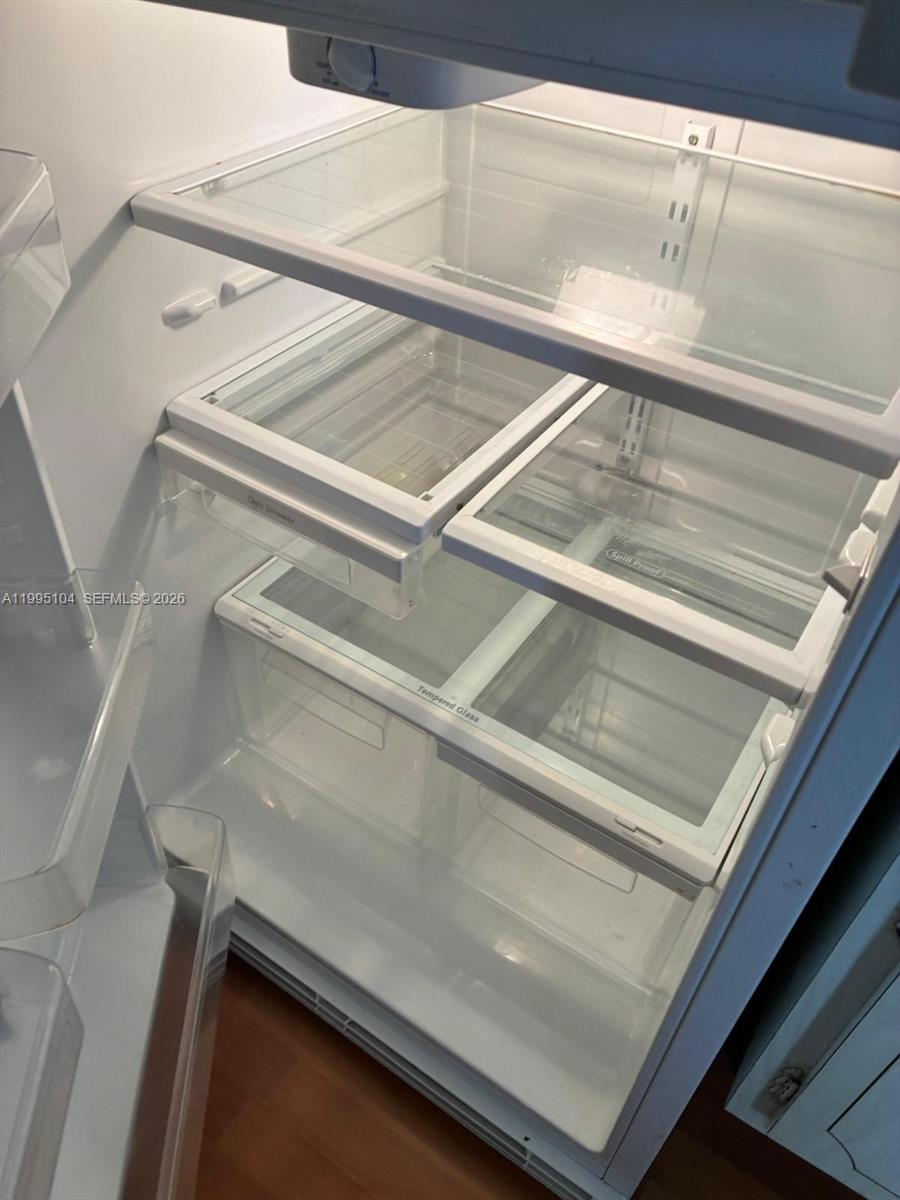 ELDORADO COUNTRY CLUB TOWE - Residential Lease