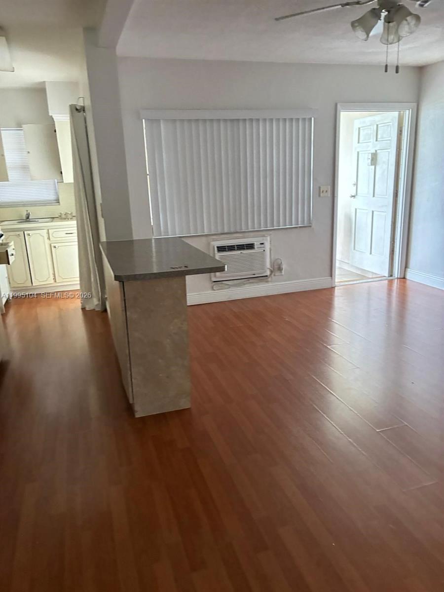 ELDORADO COUNTRY CLUB TOWE - Residential Lease