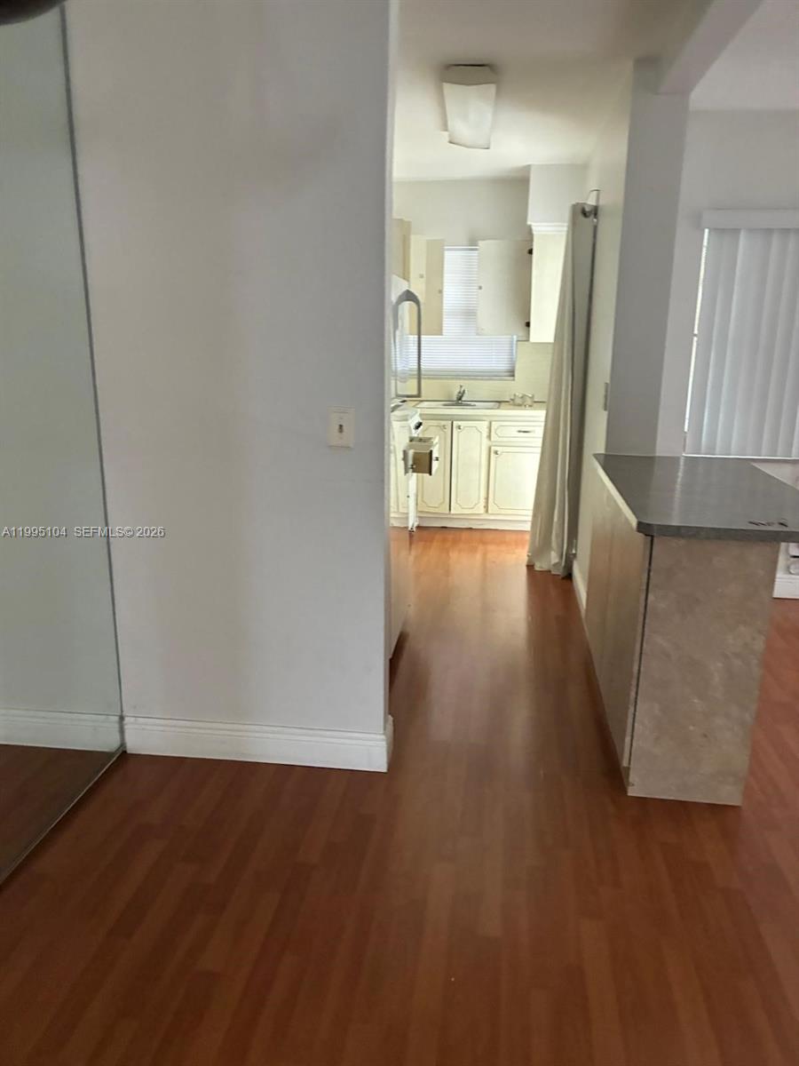 ELDORADO COUNTRY CLUB TOWE - Residential Lease