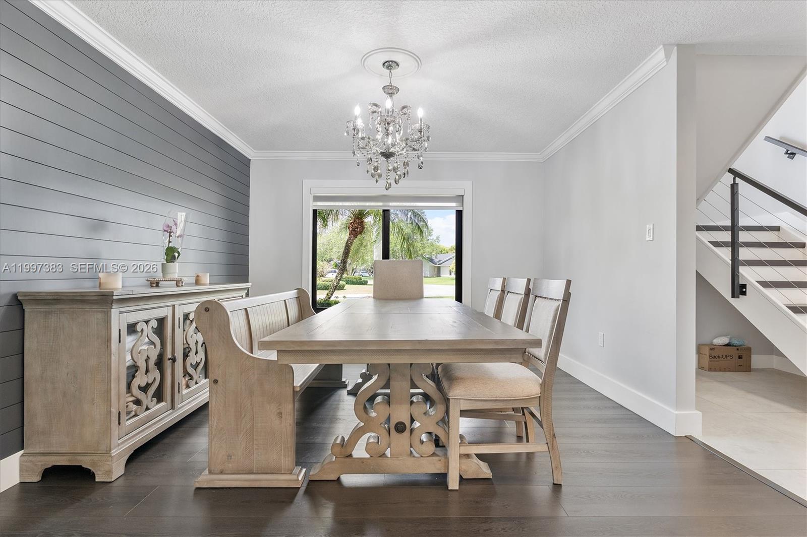 KINGS GROVE - Residential